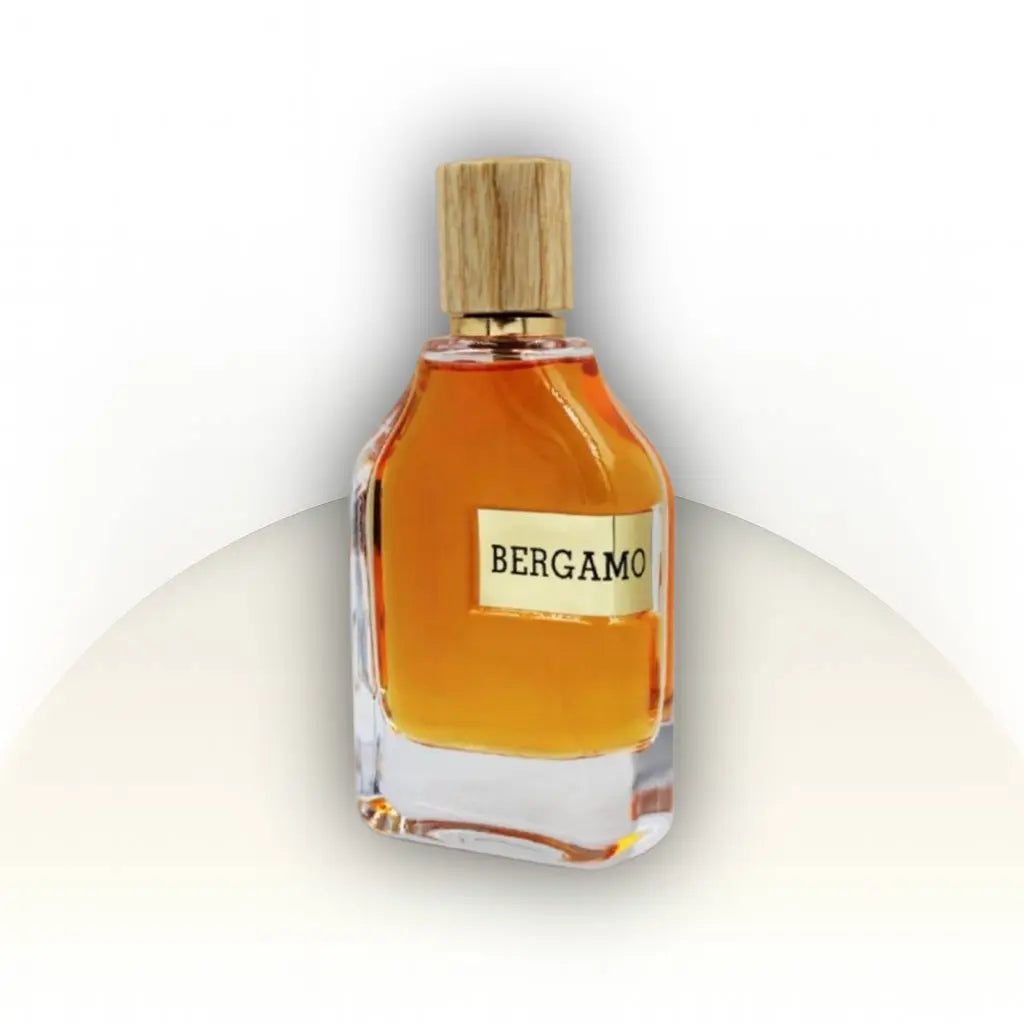 בושם יוקרתי Bergamo Fragrance Deluxe יוניסקס 100 מ״ל EDP | בהשראת Bergamask Orto Parisi | ניחוח הדרי־ארומטי עם ברגמוט, לבנדר ומוסק