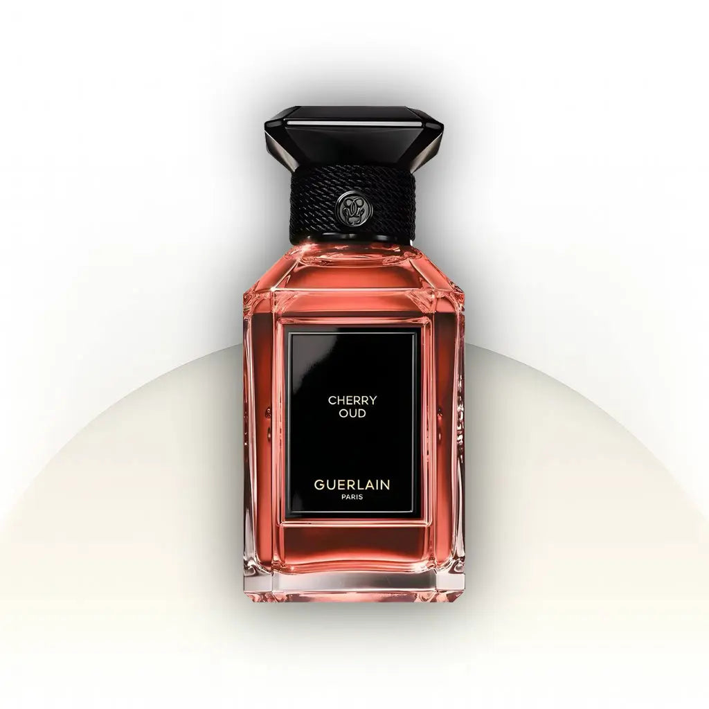 Cherry Oud Guerlain בושם יוניסקס 100 מ״ל EDP | זמין כדיקנט 5 מ״ל ו־10 מ״ל | ניחוח דובדבן מתוק עם ורד טורקי, ורד בולגרי, אוד ועור