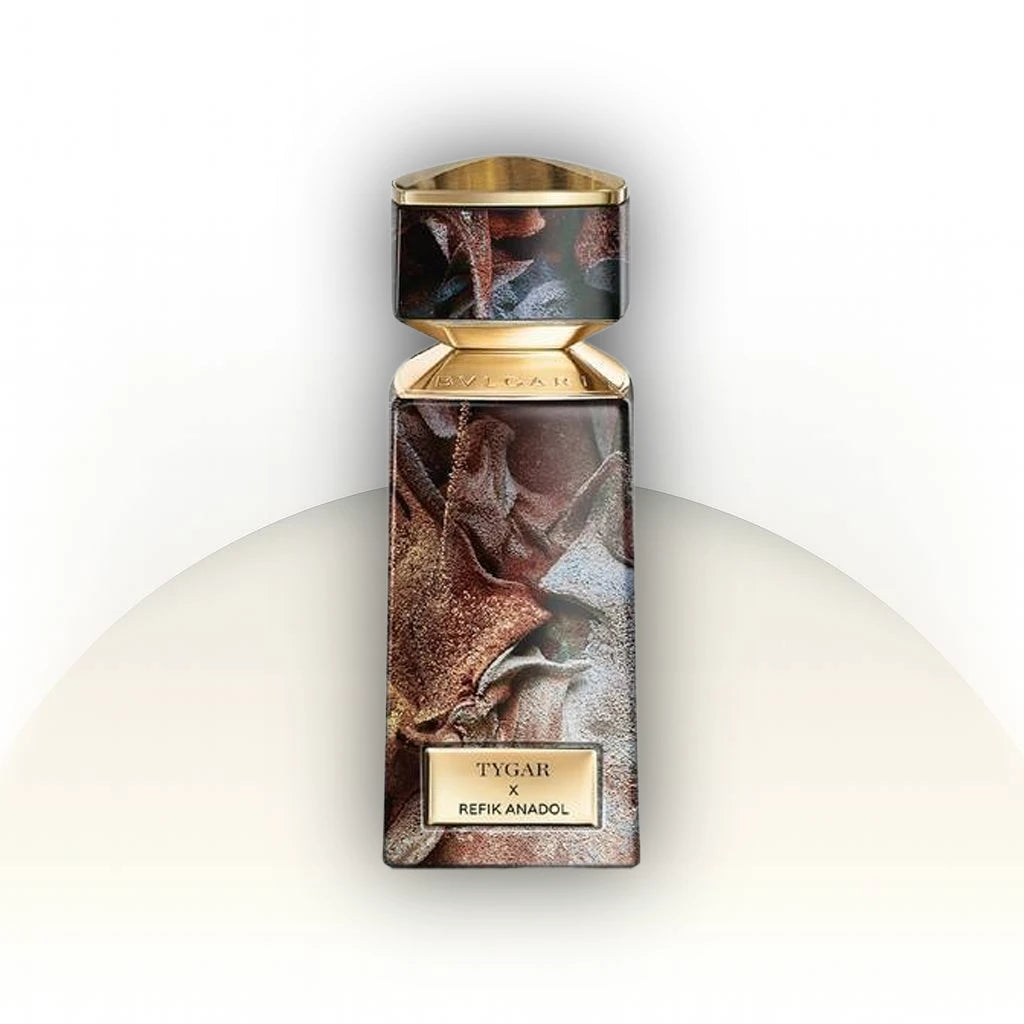 Tygar x Refik Anadol by Bvlgari – בושם לגבר במהדורה מיוחדת | זמין גם בדקנטים

